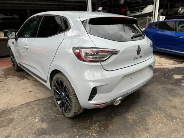 clio 5 komple tavan arka