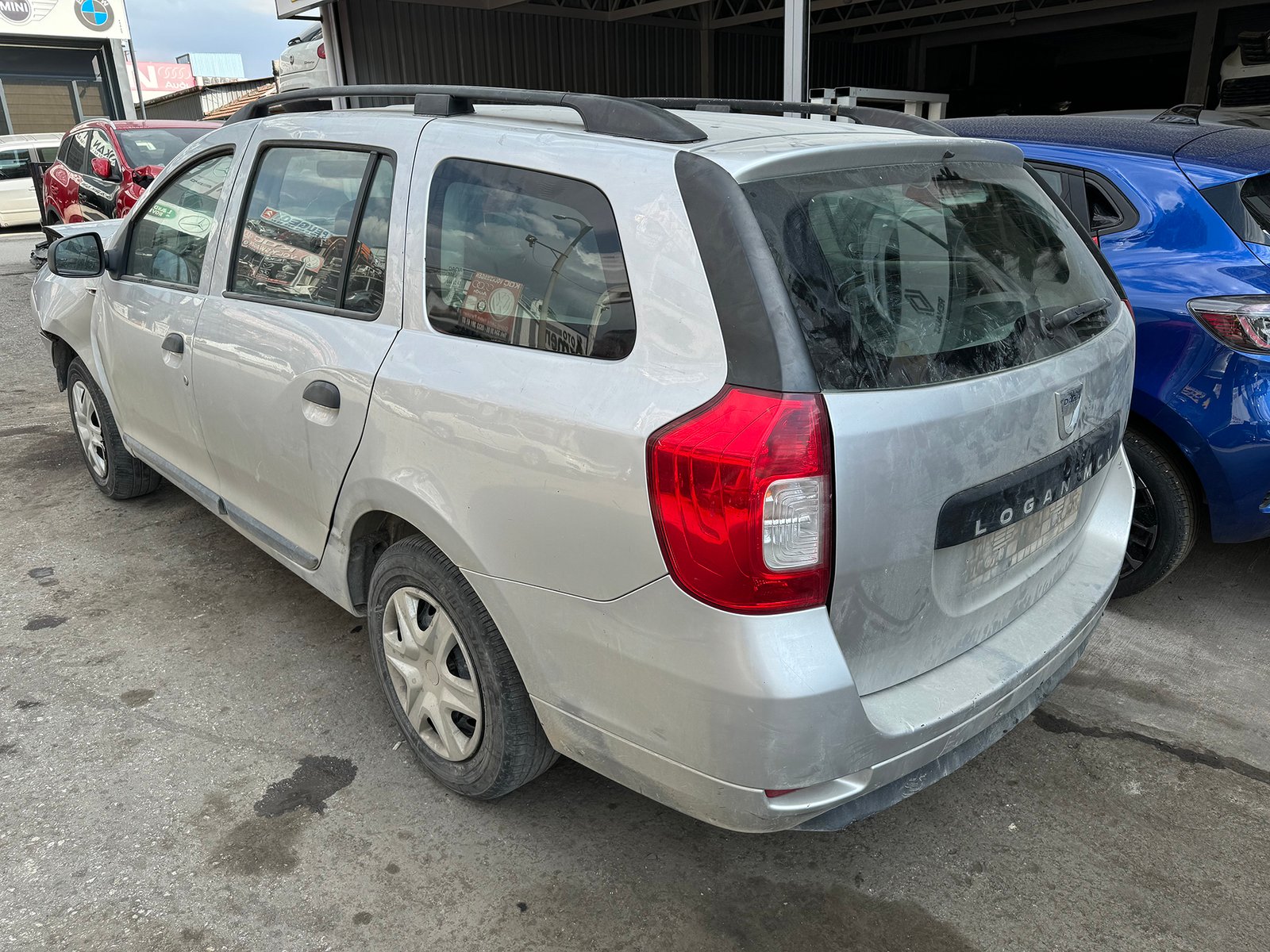 dacia logan mcv sol arka stop lambası