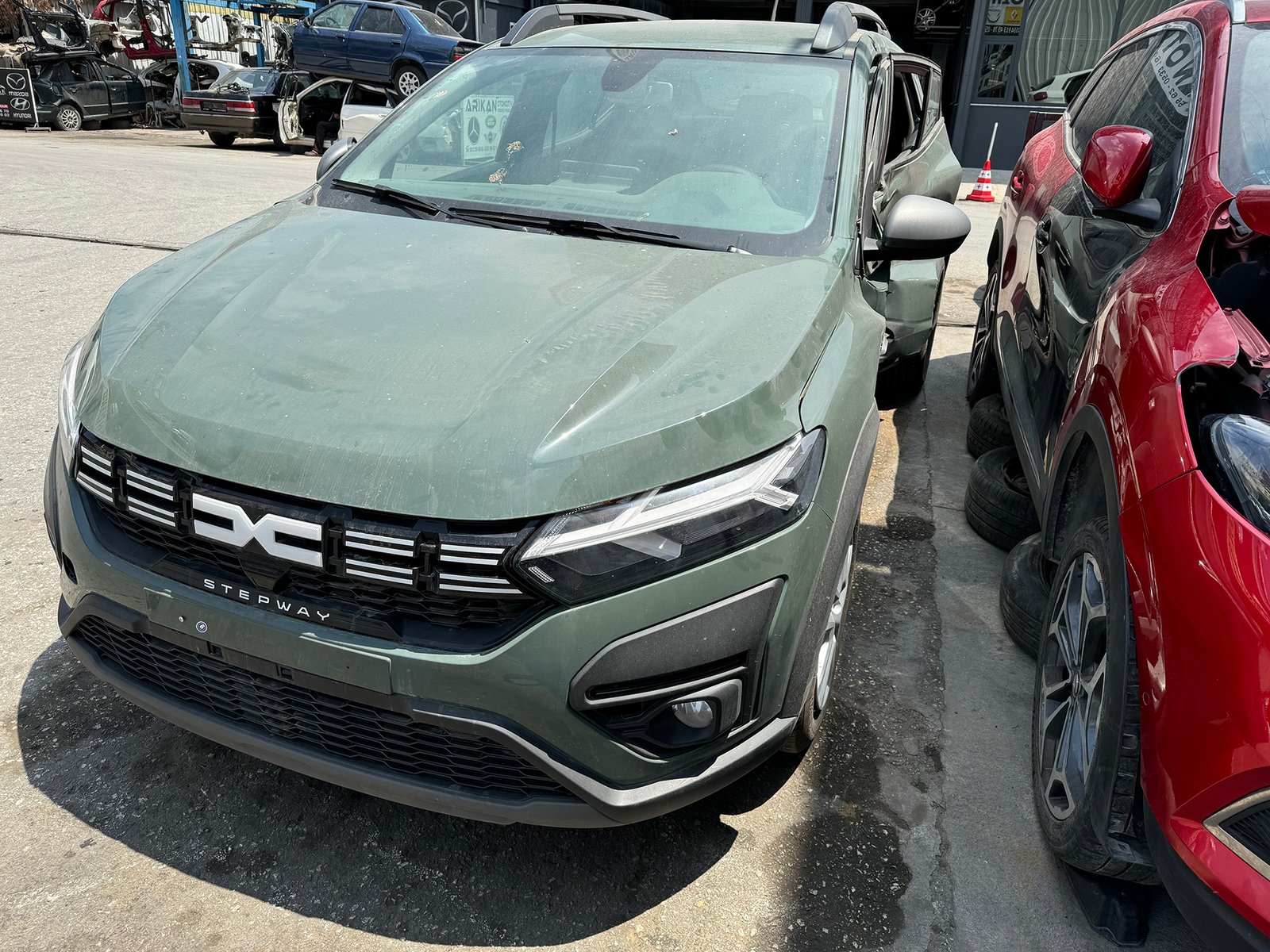 dacia sandero sol ön far