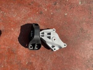 1.0 TCE Duster Clio Sandero Taliant Jogger Motor Kulağı 112103195R -112104949R -112101580R