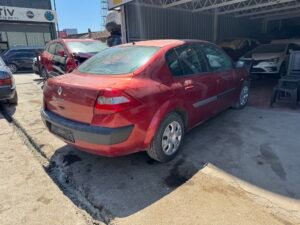 Renault Megane 2 Tavan Arka Kırmızı